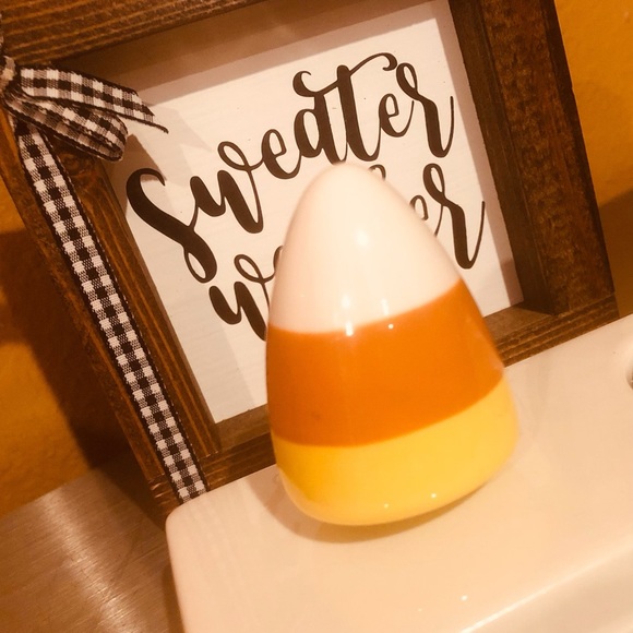 Nora Fleming Candy Corn Mini. Retired - Picture 2 of 8